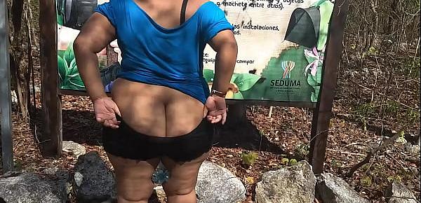  Teen exhibit jovencita mexicana en parque nacional desnudandose